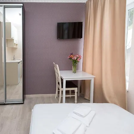 Krokodyl Hotel *